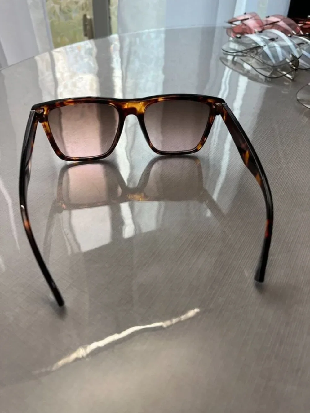 AIRE Kraz Square Sunglasses Rose Tortoise Brown Gradient Lens